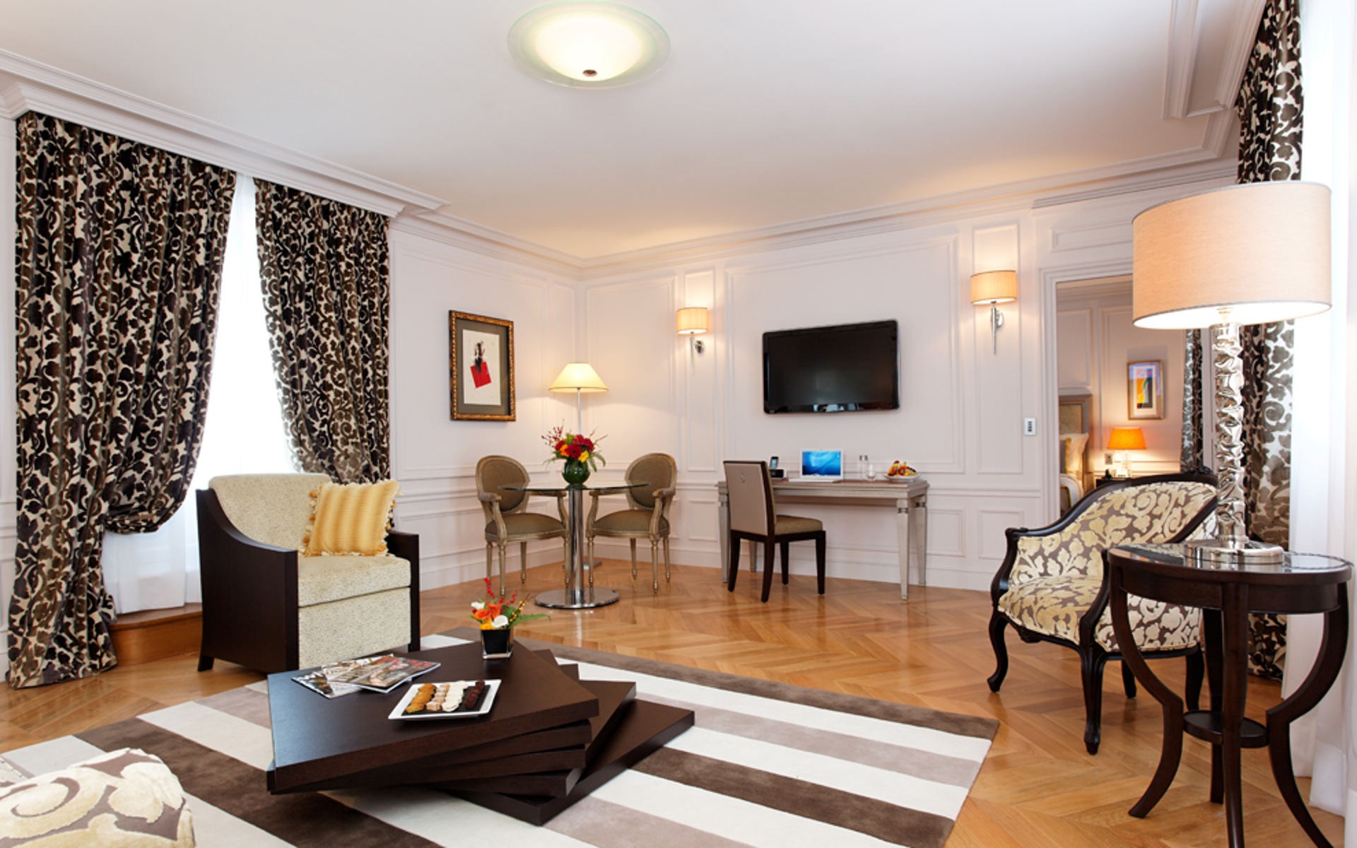 Majestic Hôtel-Spa Suite Panoramique